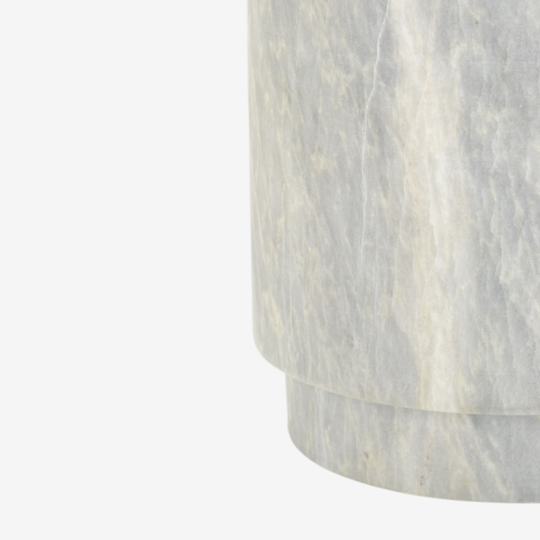 Helm Marble Urn (Gray)