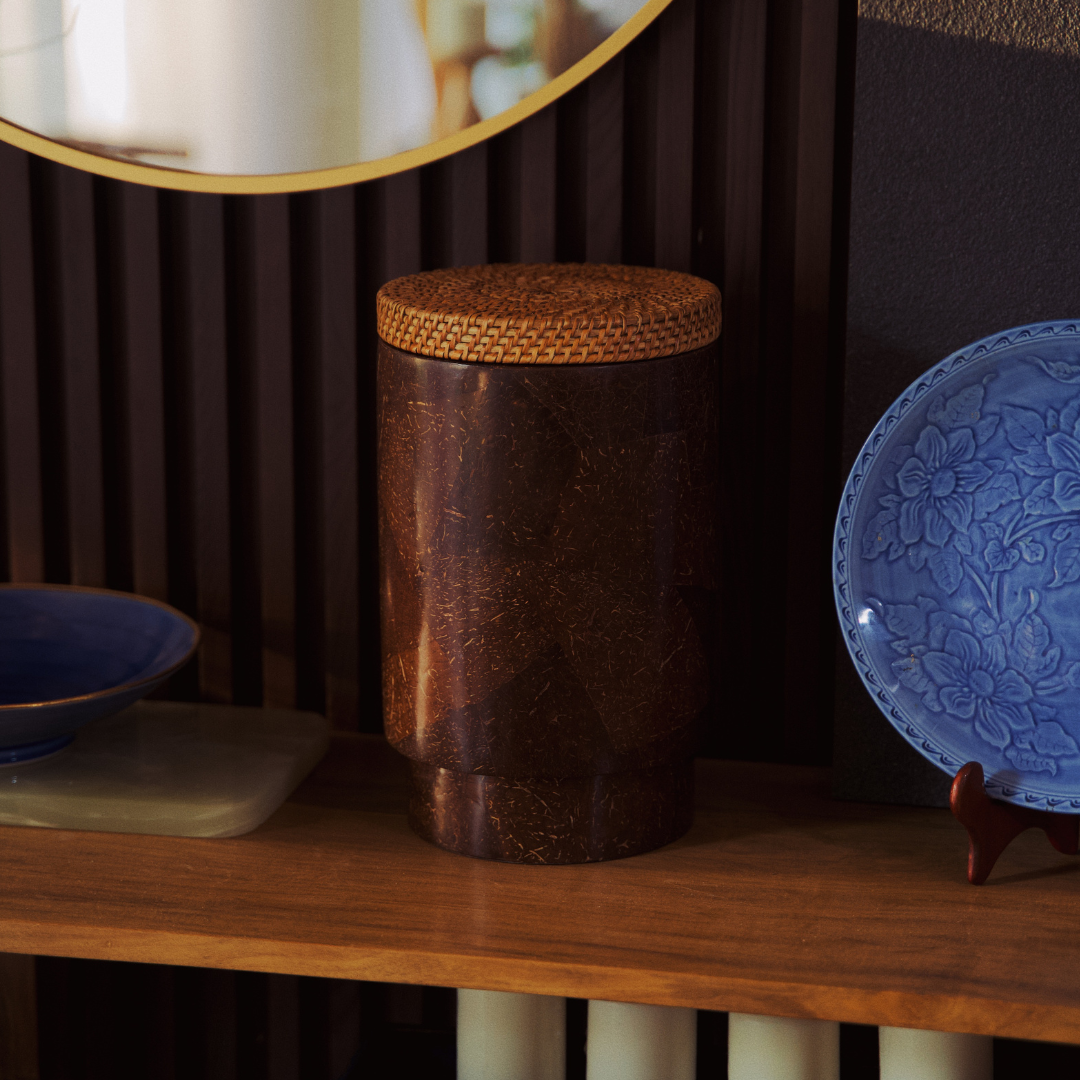 HIRAYA URN